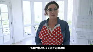 Секретная кесиби байбичелер Аманды Райдер көрсөткөндөй Анын Пасынку биринчи колду