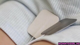 Matrigna e il suo tighty ragazza sono soddisfatto di ogni altro